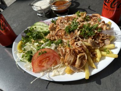 Arian Grill / Parkdeck